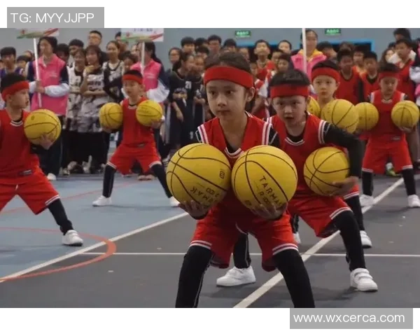 深度对话:黄丽如何在篮球世界中追寻梦想与自我成长 深度对话:黄丽如何在篮球世界中追寻梦想与自我成长