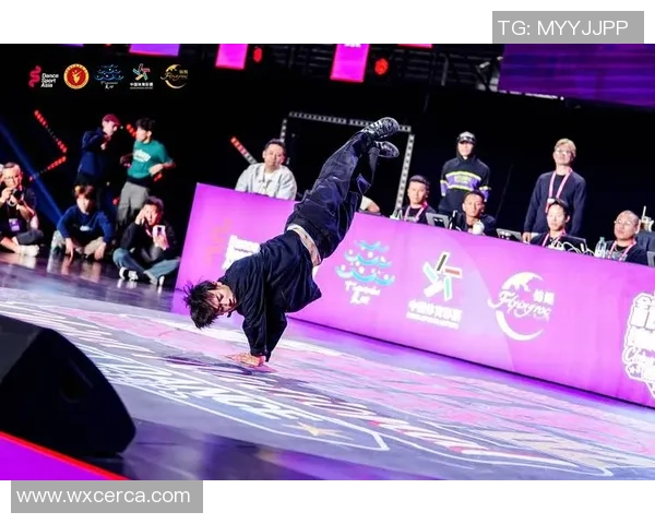 深圳街舞队的反击之路：荣誉与挑战交织的精彩瞬间